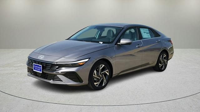 new 2024 Hyundai Elantra car, priced at $27,071