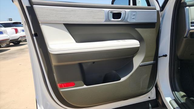 new 2025 Hyundai Santa Fe car, priced at $48,400