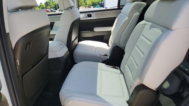 new 2025 Hyundai Santa Fe car, priced at $48,400