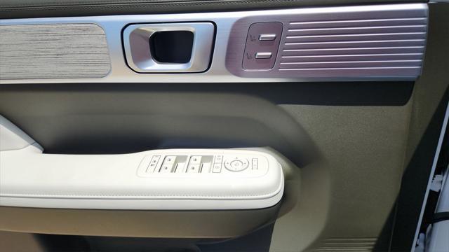 new 2025 Hyundai Santa Fe car, priced at $48,400