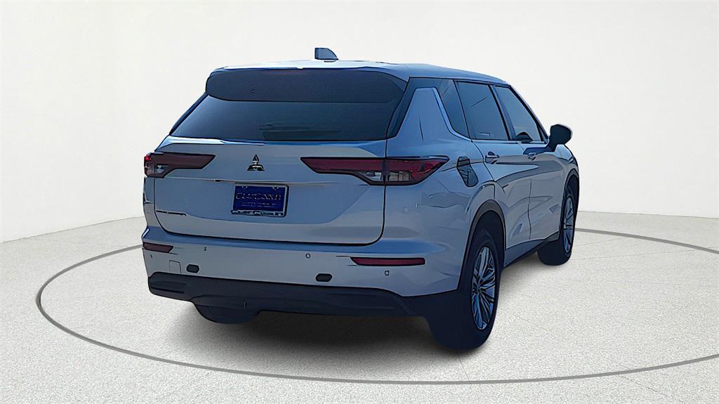 used 2024 Mitsubishi Outlander car, priced at $24,948