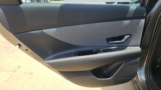 new 2025 Hyundai Elantra car, priced at $27,402