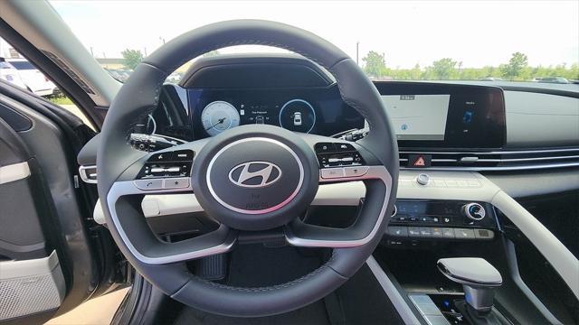 new 2025 Hyundai Elantra car, priced at $27,402