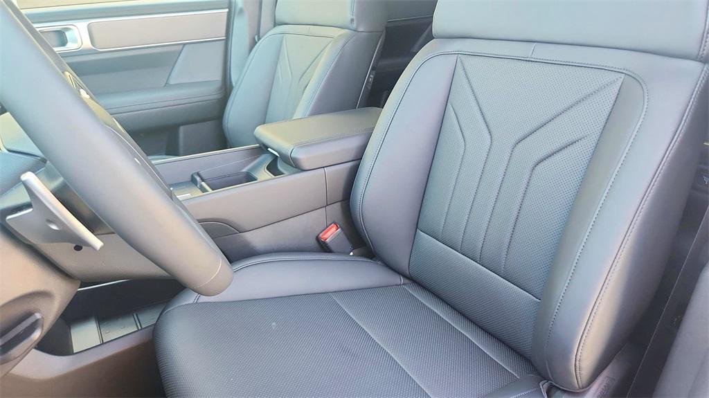 new 2026 Hyundai Santa Fe car, priced at $40,275