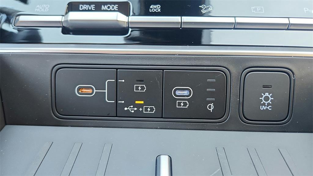 new 2025 Hyundai Santa Fe car, priced at $44,275