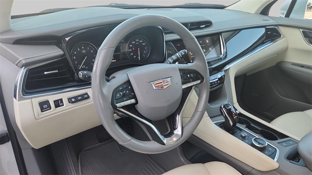 used 2020 Cadillac XT6 car, priced at $31,665