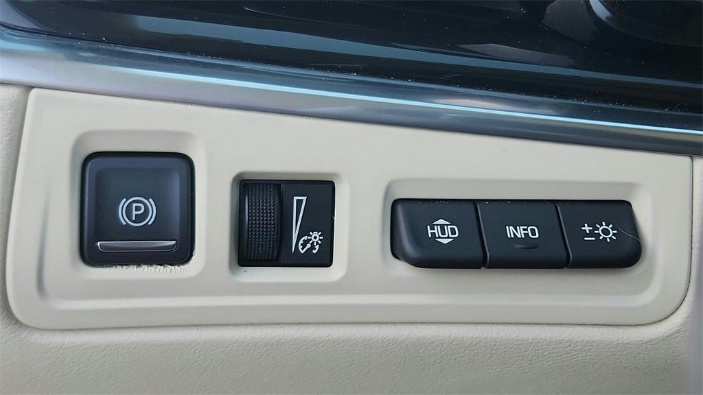 used 2020 Cadillac XT6 car, priced at $31,665