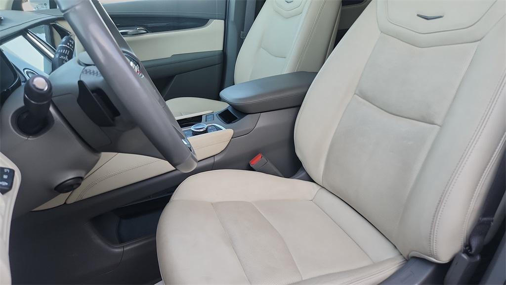 used 2020 Cadillac XT6 car, priced at $31,665