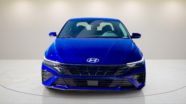 new 2025 Hyundai Elantra car, priced at $27,402