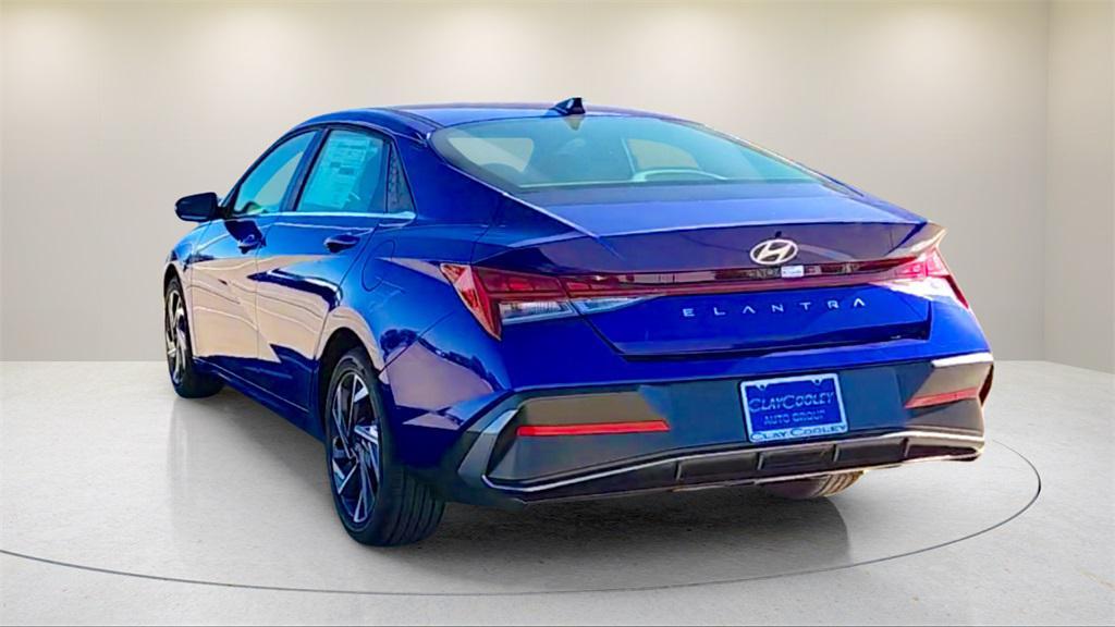new 2025 Hyundai Elantra car, priced at $26,102