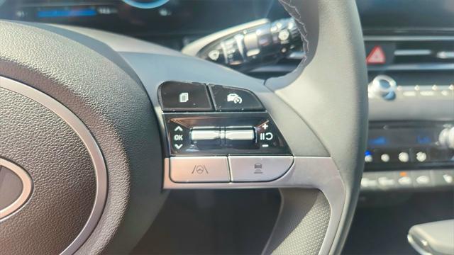 new 2025 Hyundai Elantra car, priced at $27,402