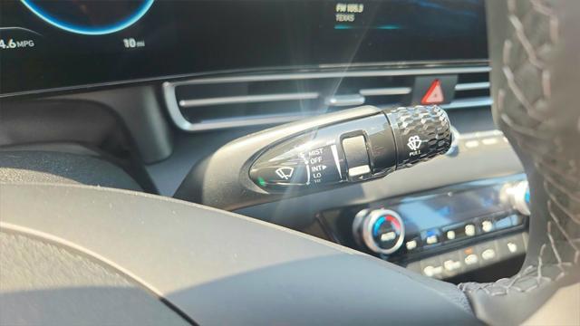new 2025 Hyundai Elantra car, priced at $27,402
