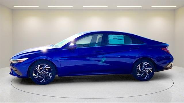 new 2025 Hyundai Elantra car, priced at $27,402