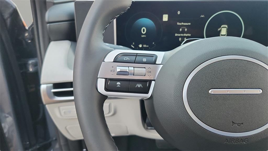 new 2025 Hyundai Tucson car, priced at $28,981
