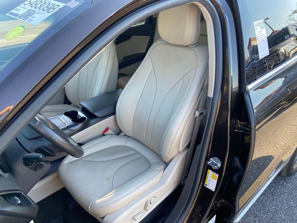 used 2020 Lincoln Nautilus car, priced at $24,500