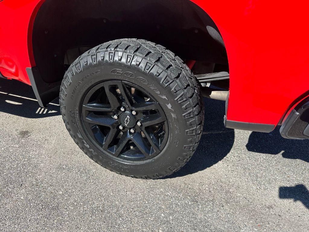used 2022 Chevrolet Silverado 1500 car, priced at $45,236