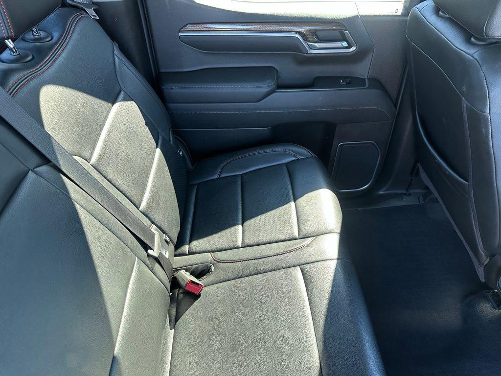 used 2022 Chevrolet Silverado 1500 car, priced at $45,236