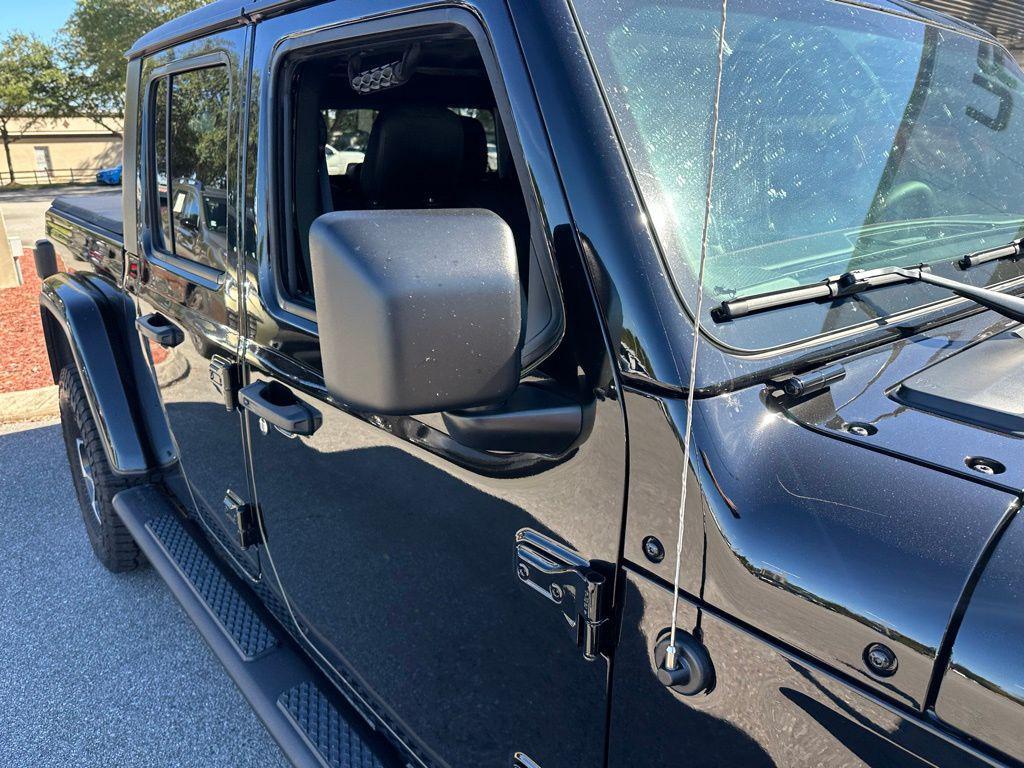 used 2023 Jeep Gladiator car, priced at $41,293