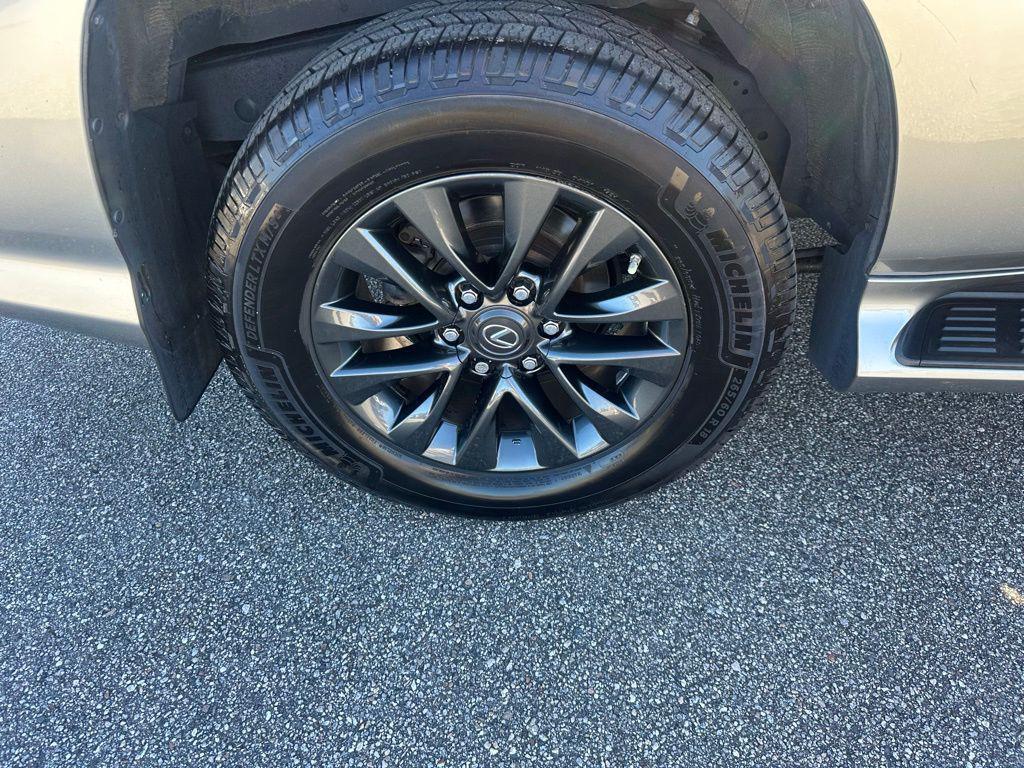used 2023 Lexus GX 460 car, priced at $46,198