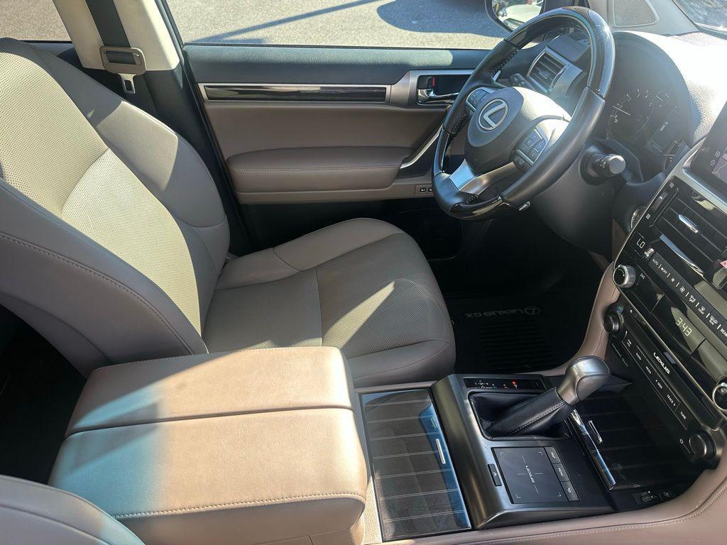 used 2023 Lexus GX 460 car, priced at $46,198