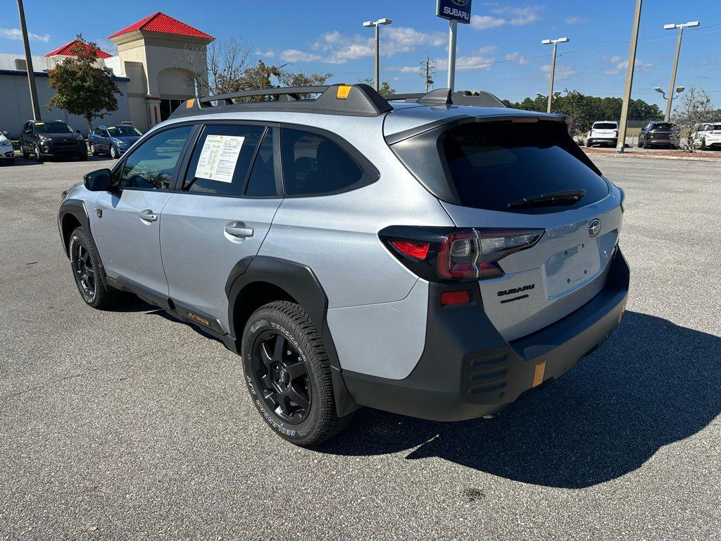 used 2025 Subaru Outback car, priced at $38,364
