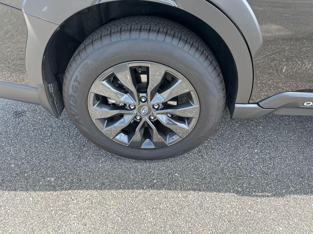 used 2025 Subaru Outback car, priced at $35,846