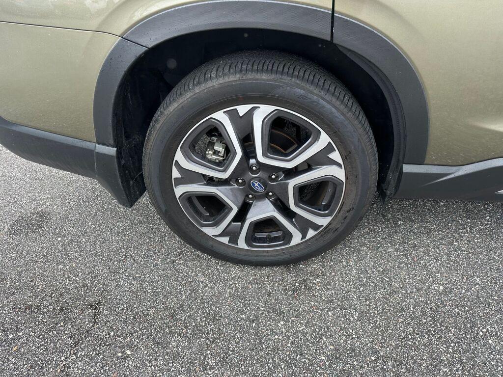 used 2024 Subaru Ascent car, priced at $39,000