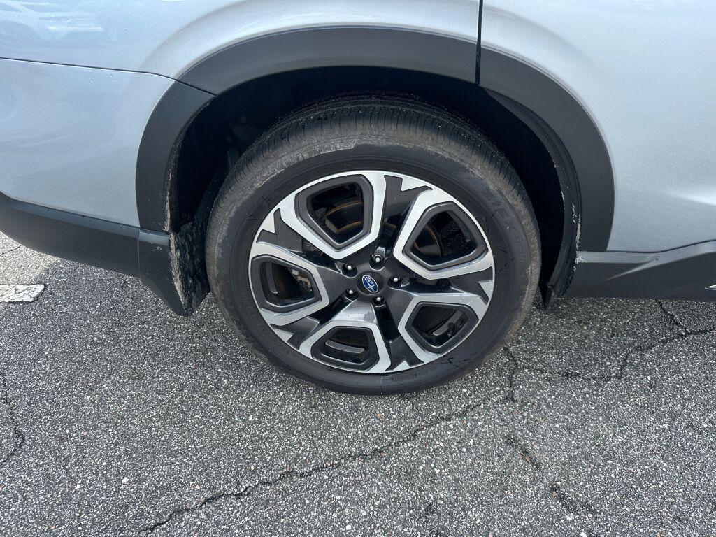 used 2024 Subaru Ascent car, priced at $39,250