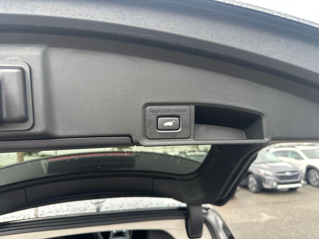 used 2024 Acura RDX car, priced at $39,750