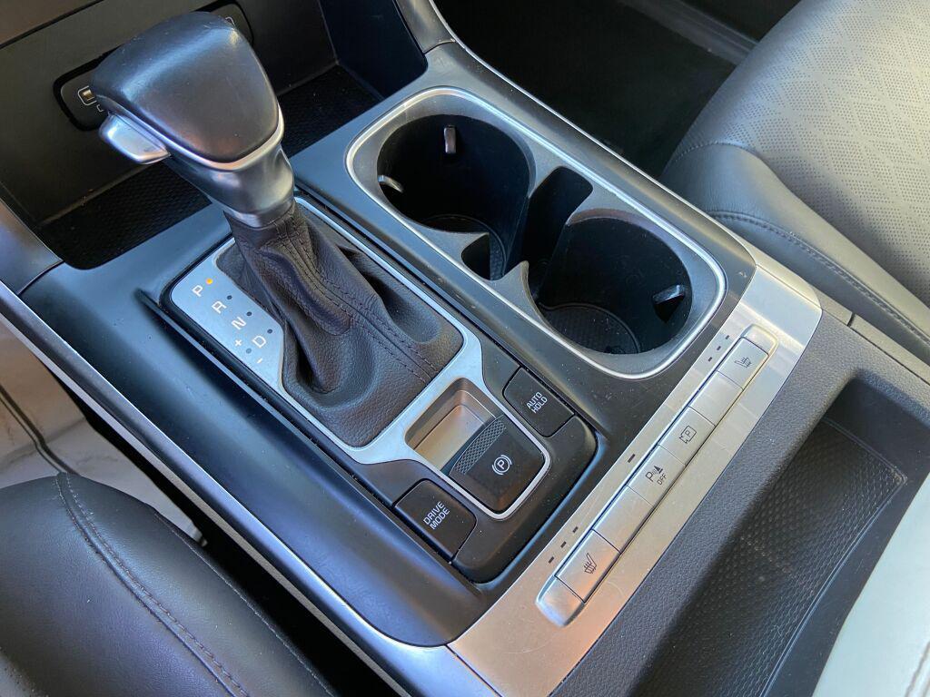 used 2022 Kia Carnival car, priced at $26,955