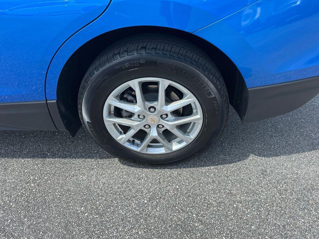 used 2024 Chevrolet Equinox car, priced at $21,000