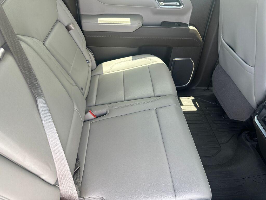 used 2023 GMC Sierra 1500 car, priced at $44,984