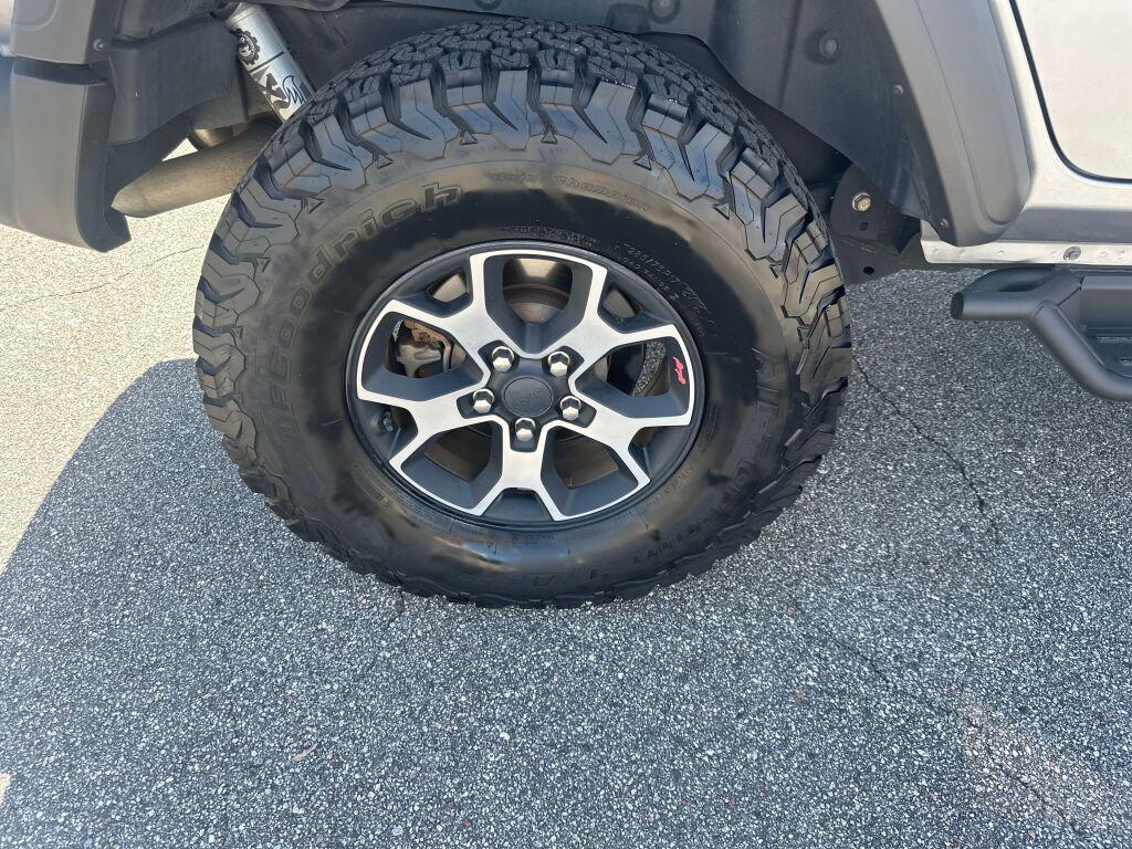 used 2019 Jeep Wrangler Unlimited car, priced at $25,000