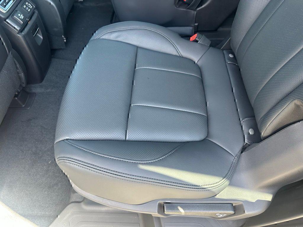 new 2025 Subaru Ascent car, priced at $51,009