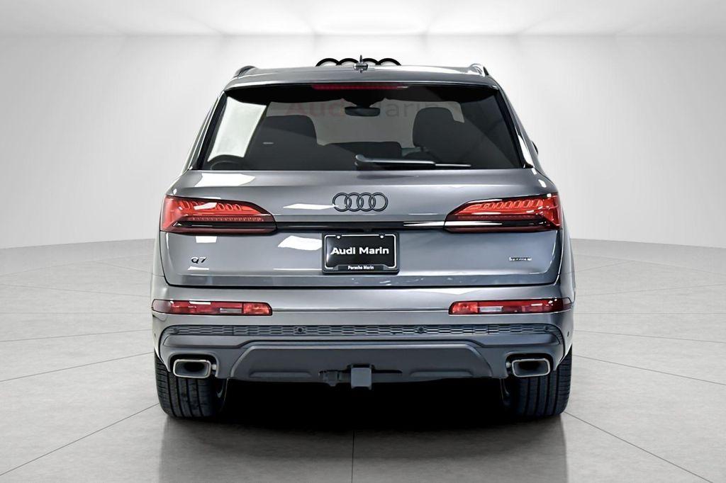 new 2025 Audi Q7 car, priced at $72,250