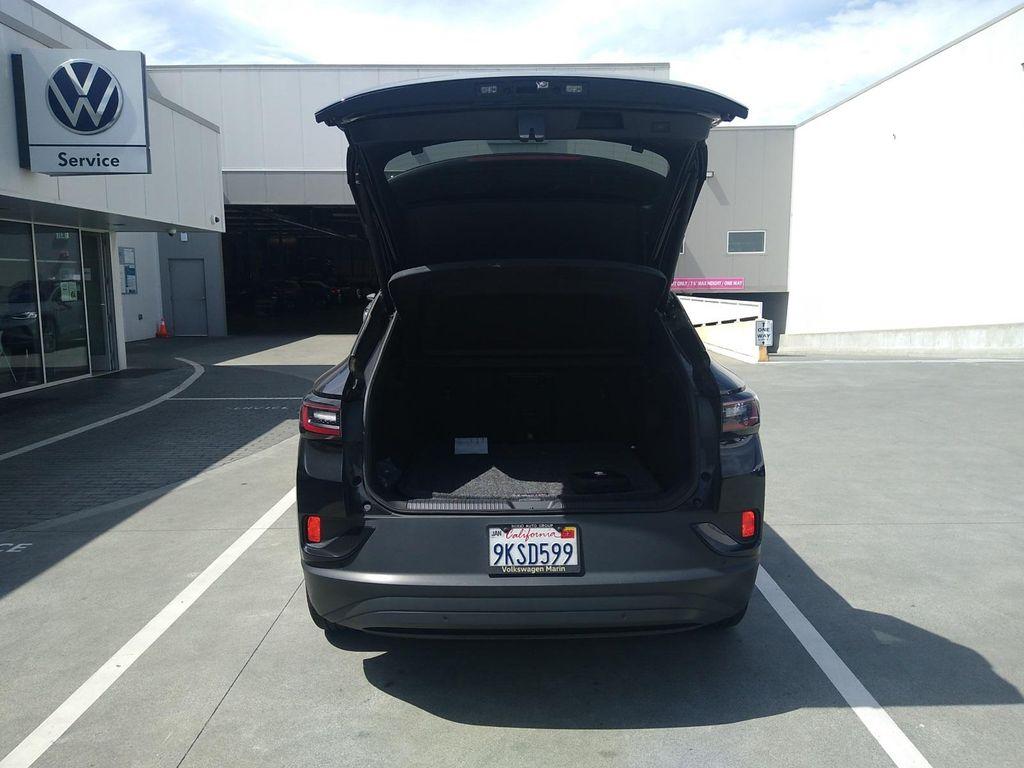 used 2023 Volkswagen ID.4 car, priced at $21,824