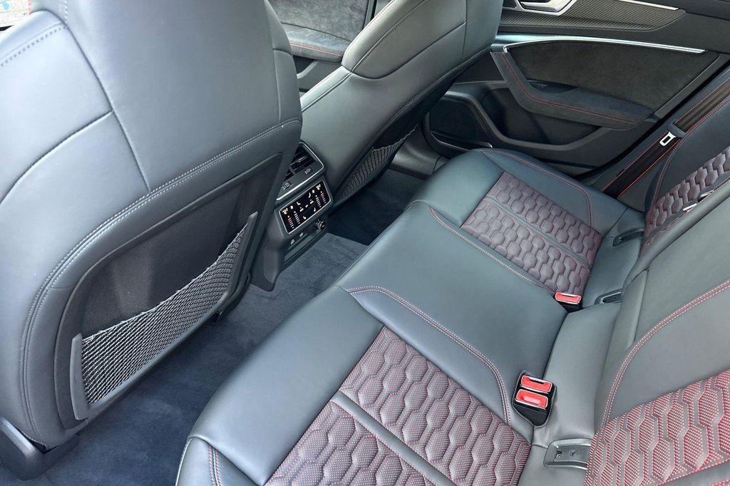 new 2026 Audi RS 6 Avant car, priced at $153,270