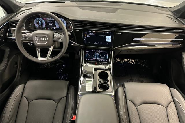 new 2025 Audi Q7 car, priced at $76,660