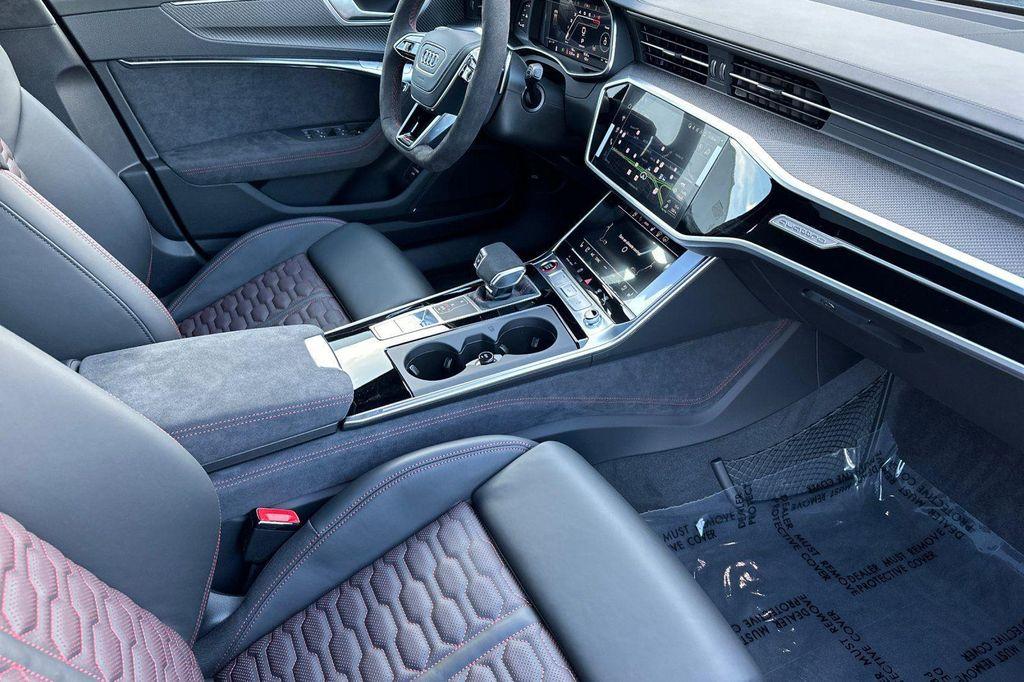 new 2026 Audi RS 6 Avant car, priced at $154,365