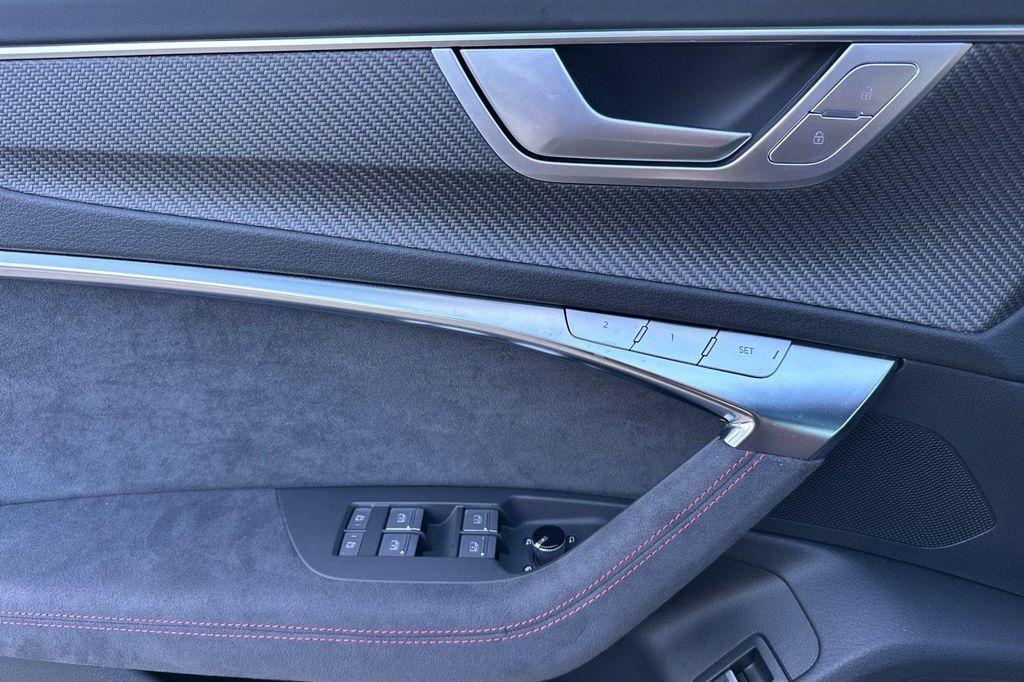 new 2026 Audi RS 6 Avant car, priced at $154,365