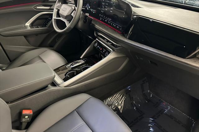 new 2025 Audi Q5 car, priced at $59,525