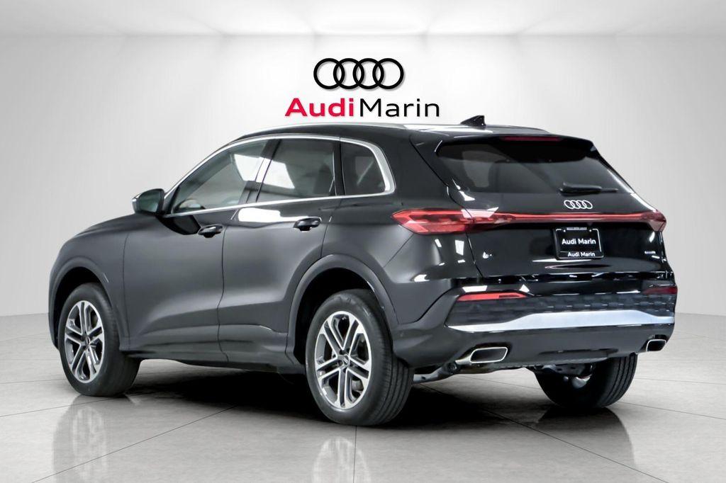 new 2025 Audi Q5 car, priced at $55,975