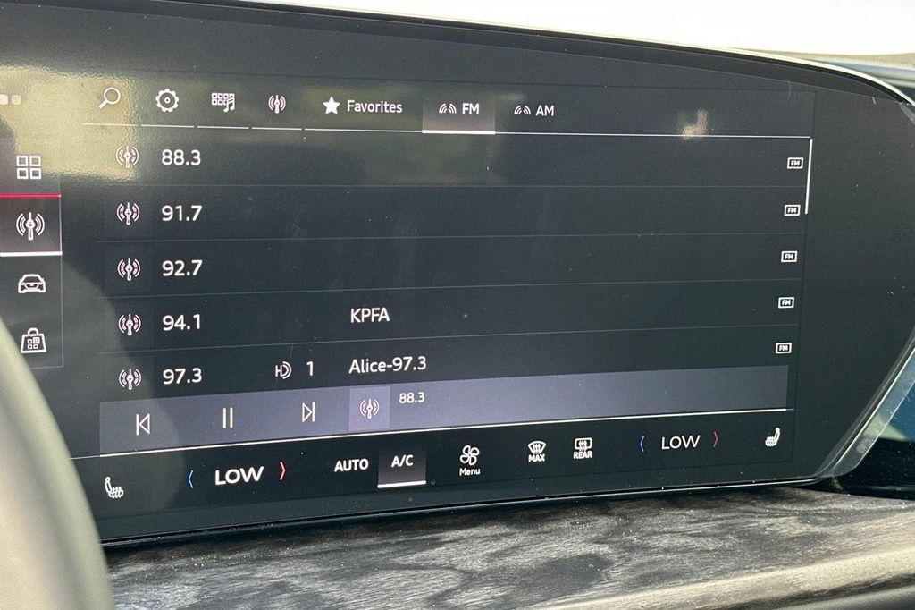 new 2025 Audi Q5 car, priced at $55,975