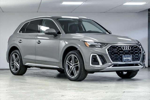 new 2025 Audi Q5 car, priced at $67,370