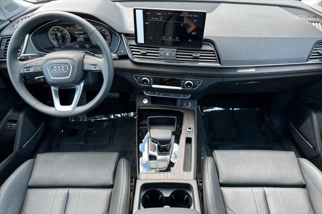 new 2025 Audi Q5 car, priced at $67,370