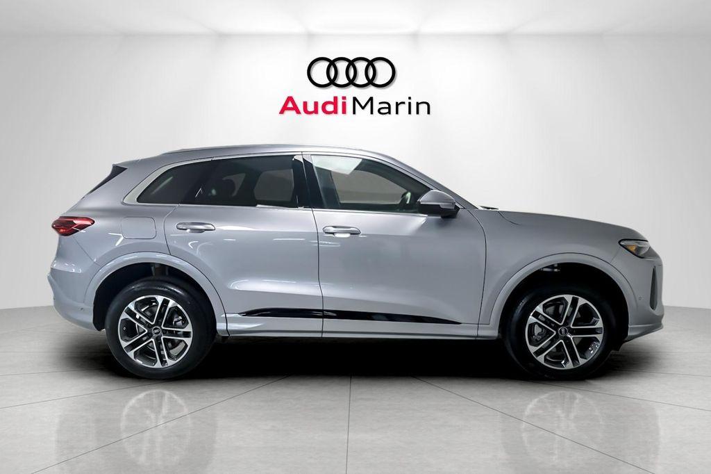 new 2025 Audi Q5 car, priced at $58,695