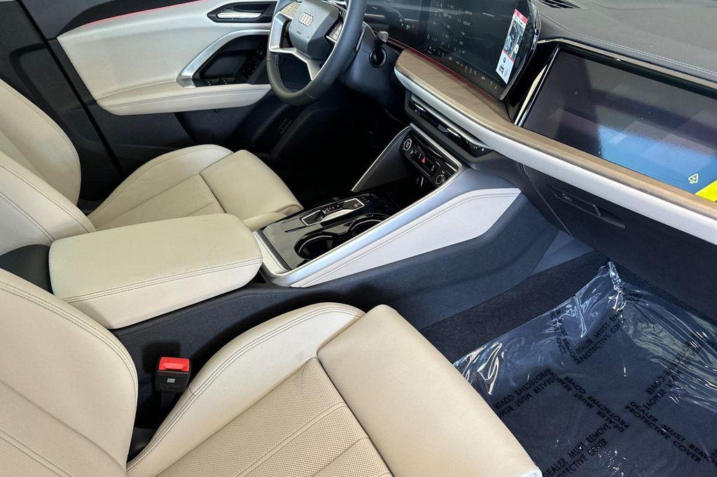 new 2025 Audi Q5 car, priced at $65,045