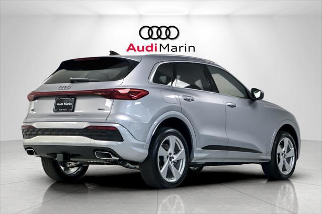 new 2025 Audi Q5 car, priced at $62,095