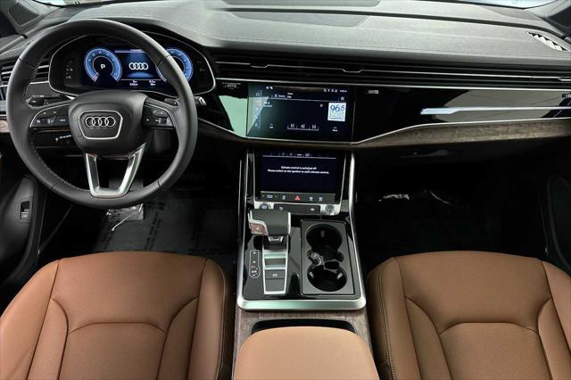 new 2025 Audi Q7 car, priced at $77,695