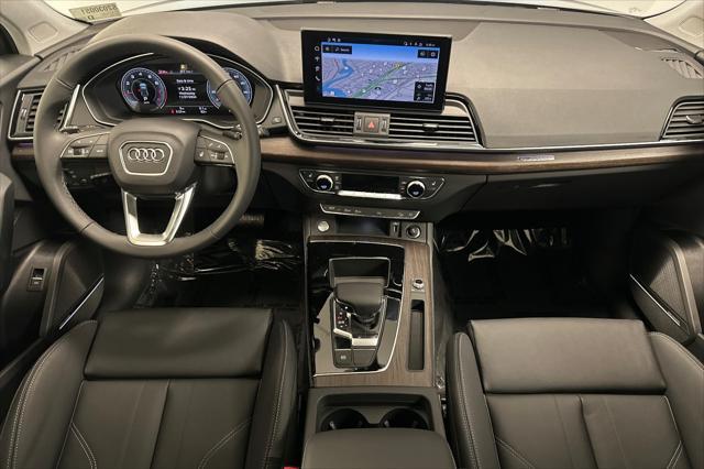 new 2025 Audi Q5 car, priced at $58,085